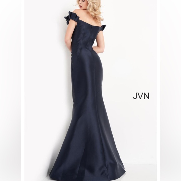 JVN by Jovani Style# JVN04717 Navy Off the Shoulder Mermaid Gown - Size 14 - Picture 2 of 8